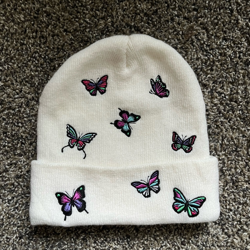 Women’s Cream/White Beanie with Embroidered Butterflies